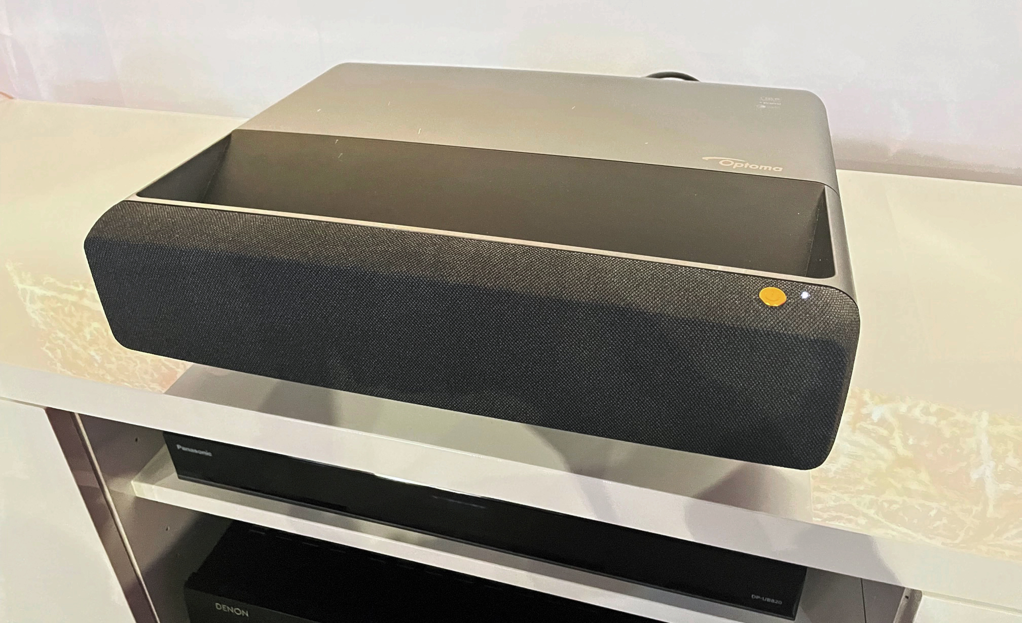optoma-L1-800.jpg