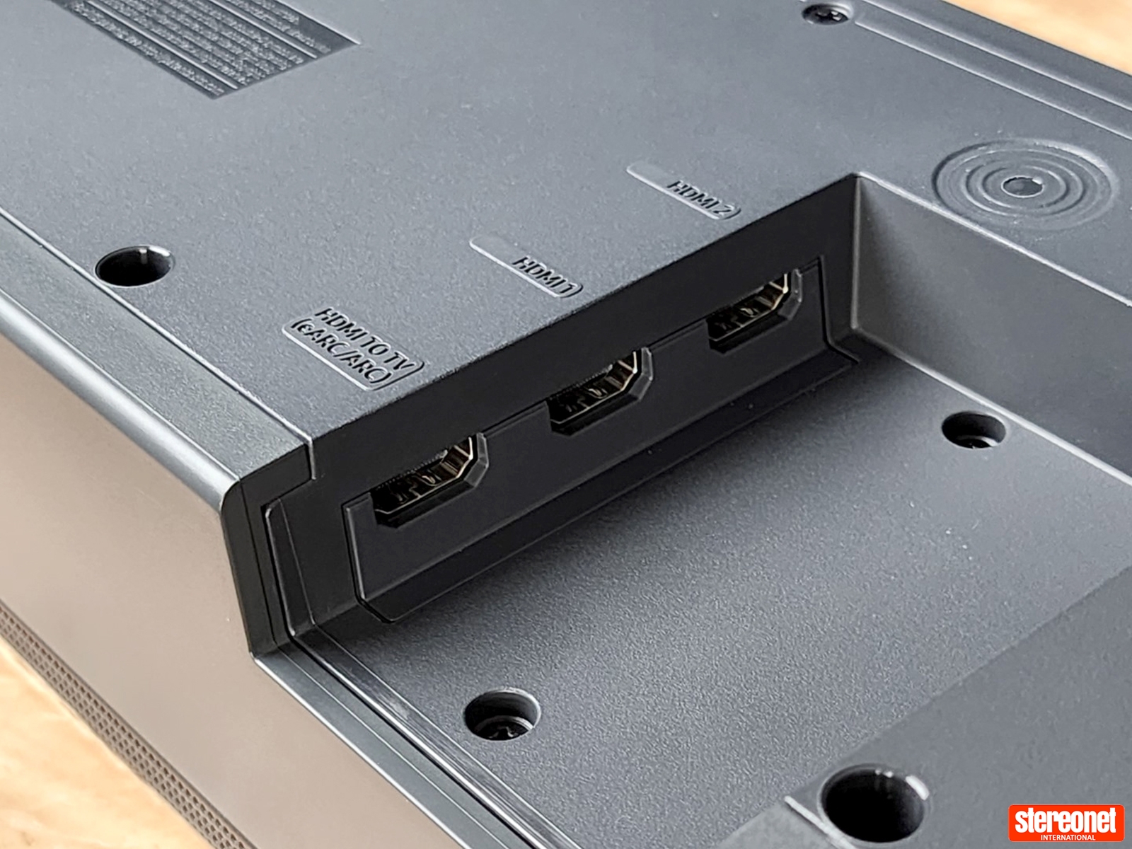 q990c-soundbarinputs__large_full.jpg